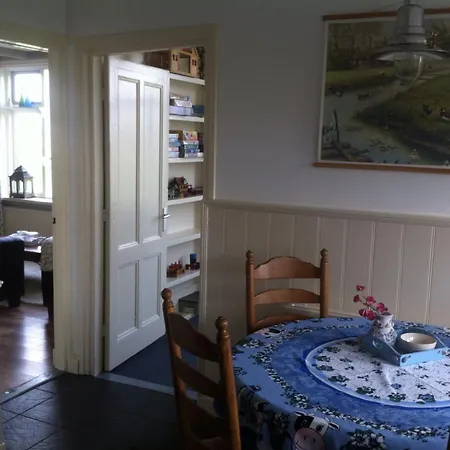 Vakantiehuis In Boerderij Met Omheinde Tuin Appartement