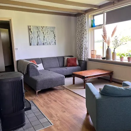 Vakantiehuis In Boerderij Met Omheinde Tuin Appartement
